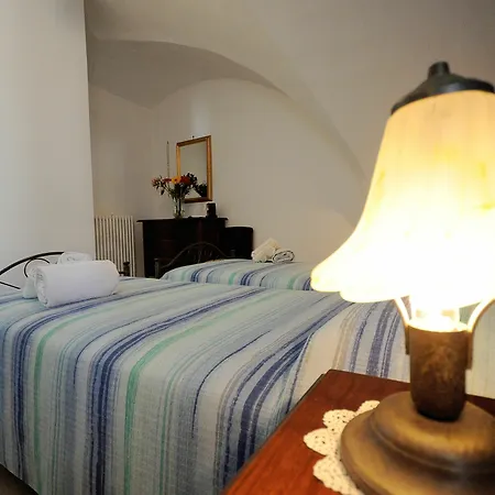 Bed and breakfast Palazzo Rocci 3*